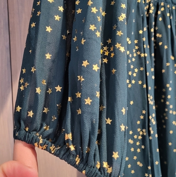Bloomchic Green & Gold Glitter Star Print Longsleeve Dress - Picture 4 of 10